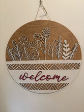 Load image into Gallery viewer, Welcome 16 inch Round wood sign