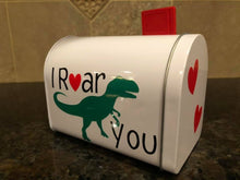 Load image into Gallery viewer, Valentine&#39;s Mailbox